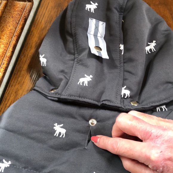 New LuvGear Cold Alert reversible pet jacket. Sz L. Gray with little white moose - Picture 7 of 16